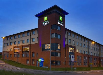 Holiday Inn Express London - Luton Airport