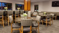 Holiday Inn Express & Suites CHENEY by IHG - breakfast