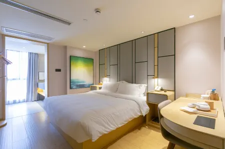 Ji Hotel (Shanghai Jinqiao International Commercial Plaza)