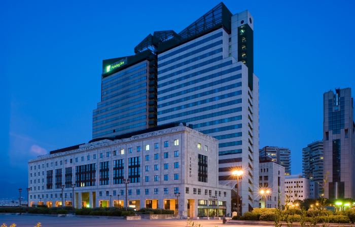 Holiday Inn NAPLES by IHG