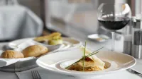 Holiday Inn CARLSBAD - SAN DIEGO by IHG - breakfast
