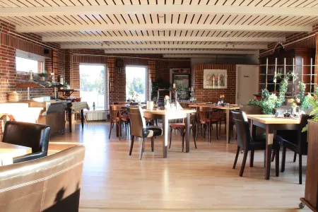 Das Alte Wasserwerk Отели в г. Бад-Бентхайм