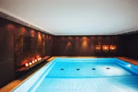 Thehotel at Lippischer Hof - Pools