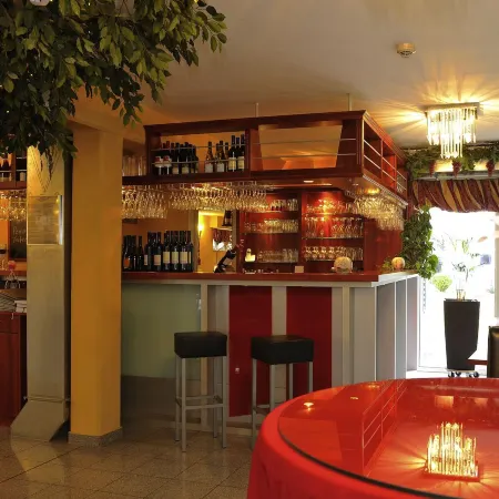 Hotel Hesse Отели рядом с достопримечательностью «Нинштедтен»