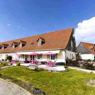 Domaine Les Saules - Hôtel - Restaurant - Spa Hotel Exterior