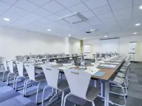 Campanile Paris Est - Pantin Hotels in Pantin