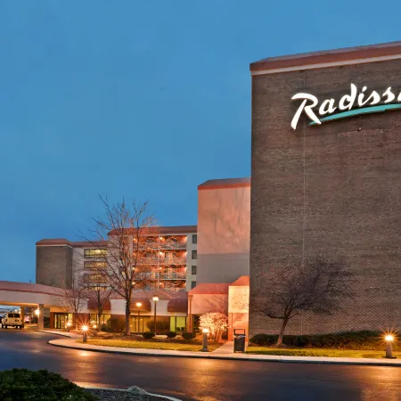 Holiday Inn Cleveland Airport West by IHG