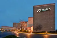 Holiday Inn Cleveland Airport West by IHG