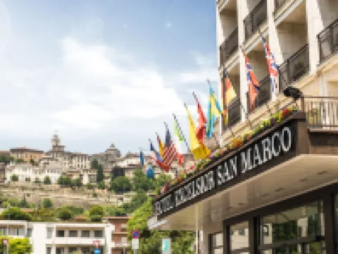 โรงแรมเอ็กเซลซิเออร์ ซานมาร์โก โรงแรมในแบร์กาโม