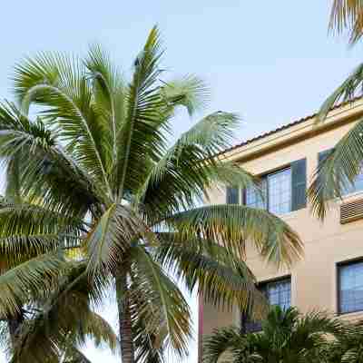 Staybridge Suites Naples-Gulf Coast Hotel Exterior