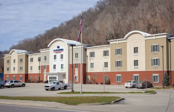 Candlewood Suites 洛根