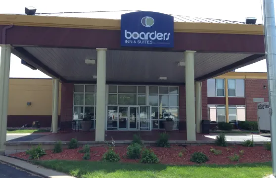 寄宿者套房旅館鵝卵石酒店 - 格蘭德艾蘭