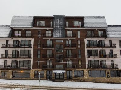 Apt 7 Mgzavrebi