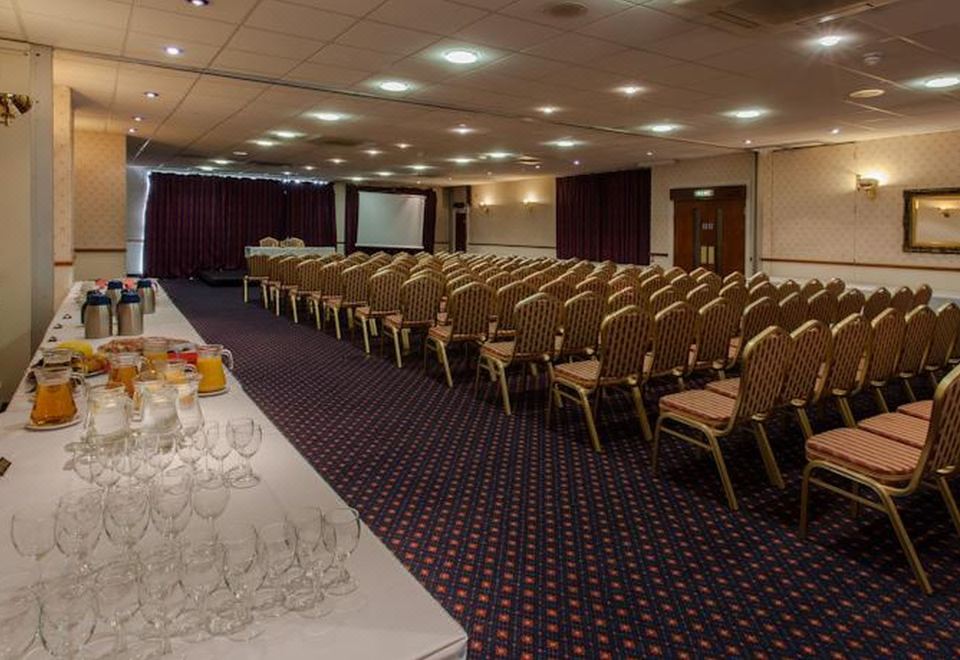 3. 햄스테드 브리타..