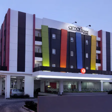 Amaris Hotel Pekanbaru Отели рядом с достопримечательностью «Река Сиак»