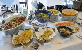 Saijo Hakuwa Hotel - Housity