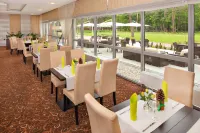 Z-Hotel Business & Spa Hotels in Józefów