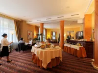 Hotel Victoria Hoteles cerca de Estación de tren de Lausana