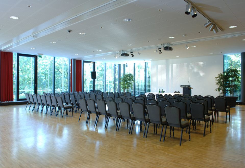 Swissôtel Kursaal Bern