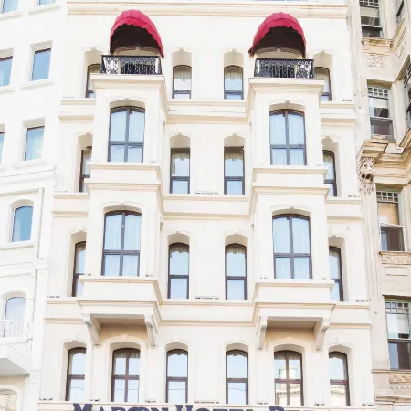 Maroon Hotel Pera