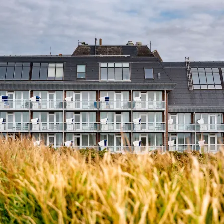 Wyn. Strandhotel Sylt