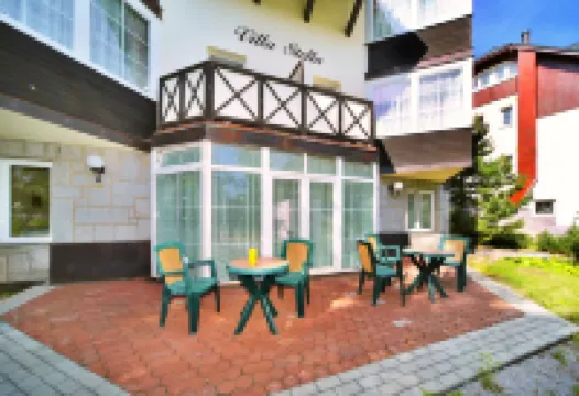 彭森史黛拉別墅酒店