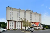 Comfort Inn & Suites Alexandria West Hotels near Homesense