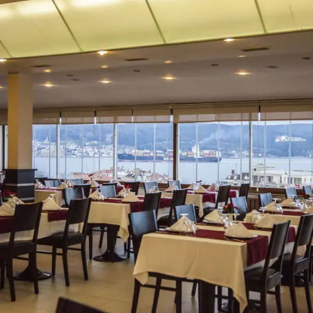 Çanak Hotel