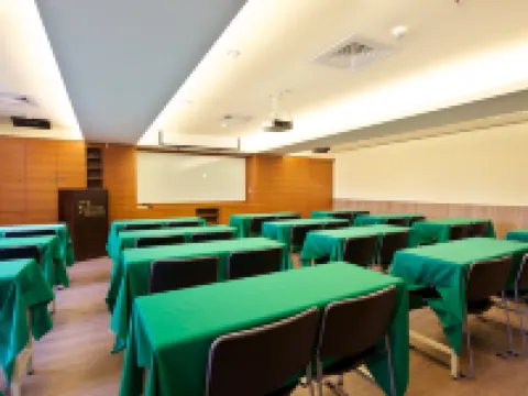 โรงแรม52 โรงแรมในปลายาเดลการ์เมน