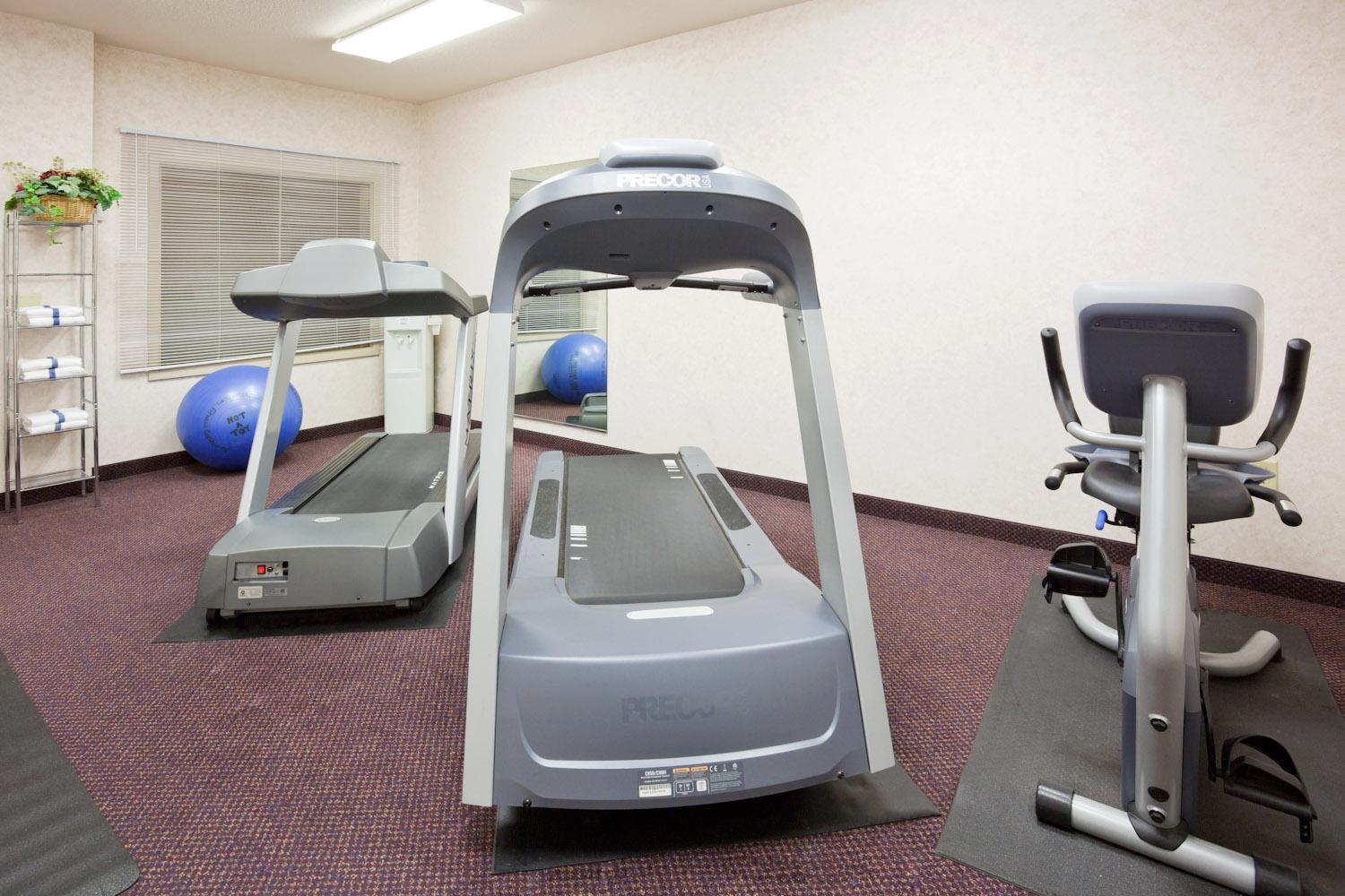 Holiday Inn Express Hotel & Suites Fort Atkinson, an Ihg Hotel