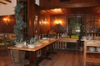 Action Forest Hotel - Kletterwald - Lasertag - nähe Badeparadies - parking