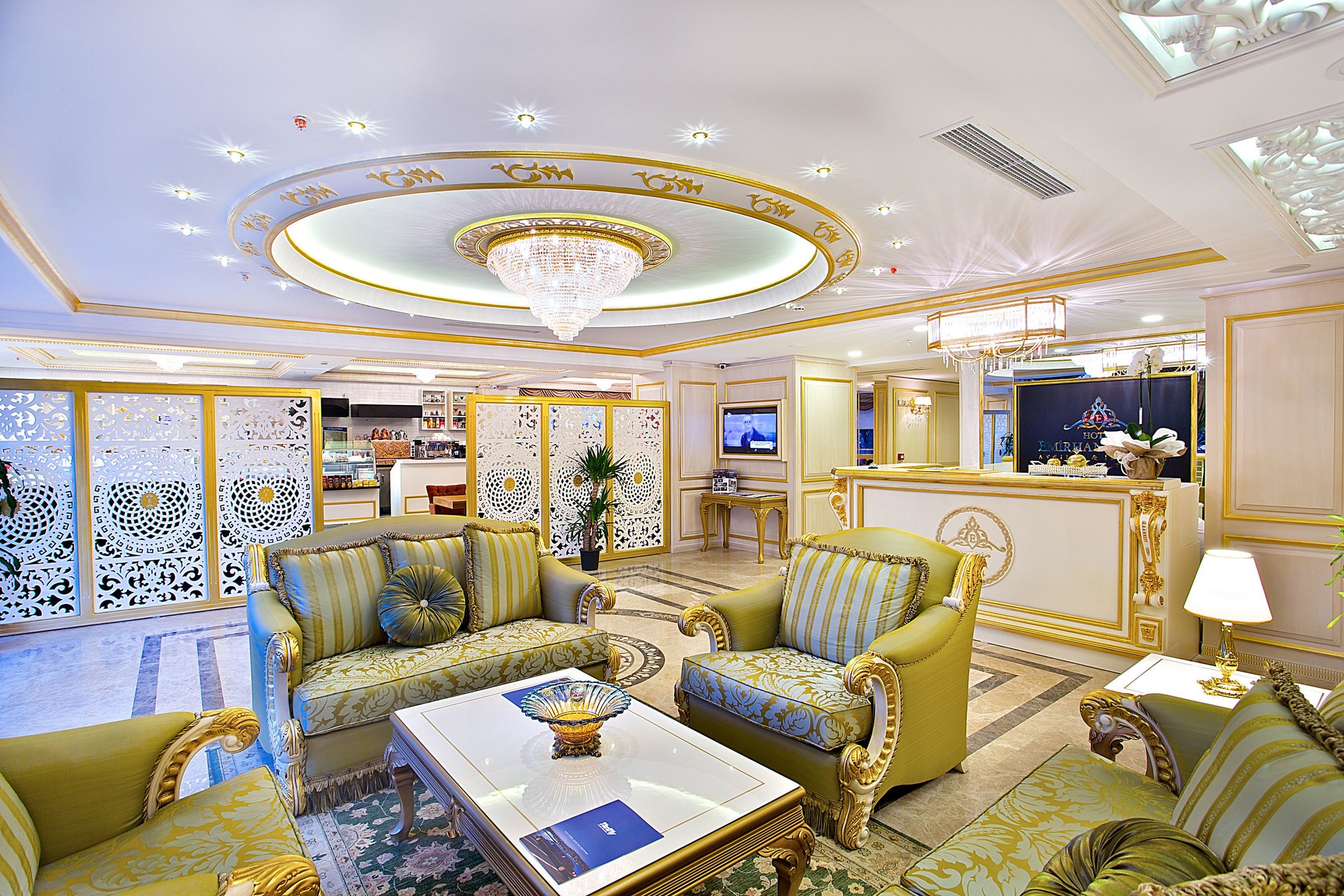 Hotel Emirhan Palace