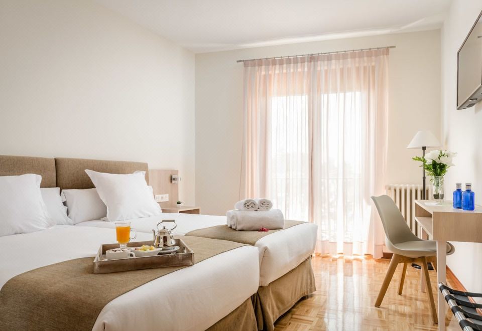 Hotel Puerta Ciudad Rodrigo-Ciudad Rodrigo Updated 2023 Room Price-Reviews  & Deals | Trip.com