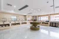 Vienna International Hotel (Shaoguan History East Street Fengcai Building) - Bãi đậu xe