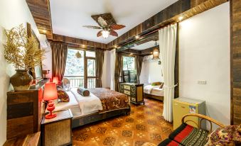 Xiaobali Boutique Hotel (Yangshuo West Street Lijiang Branch)