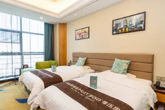 Ramada by Wyndham Taixing