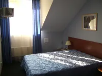 Mon Plezir Hotel