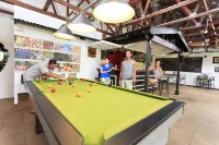 Coral Beach Lodge Hotels in Port Douglas