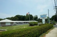 Clinton Motel Hotels in Westbrook