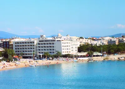 Tuntas Beach Hotel - All Inclusive Hôtels à : Altinkum Mahallesi