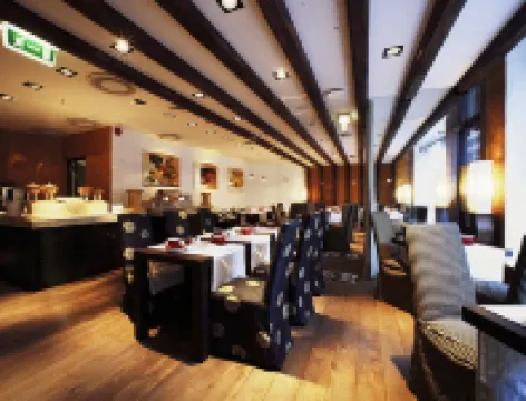 Rixwell Collection Savoy Boutique Hotel