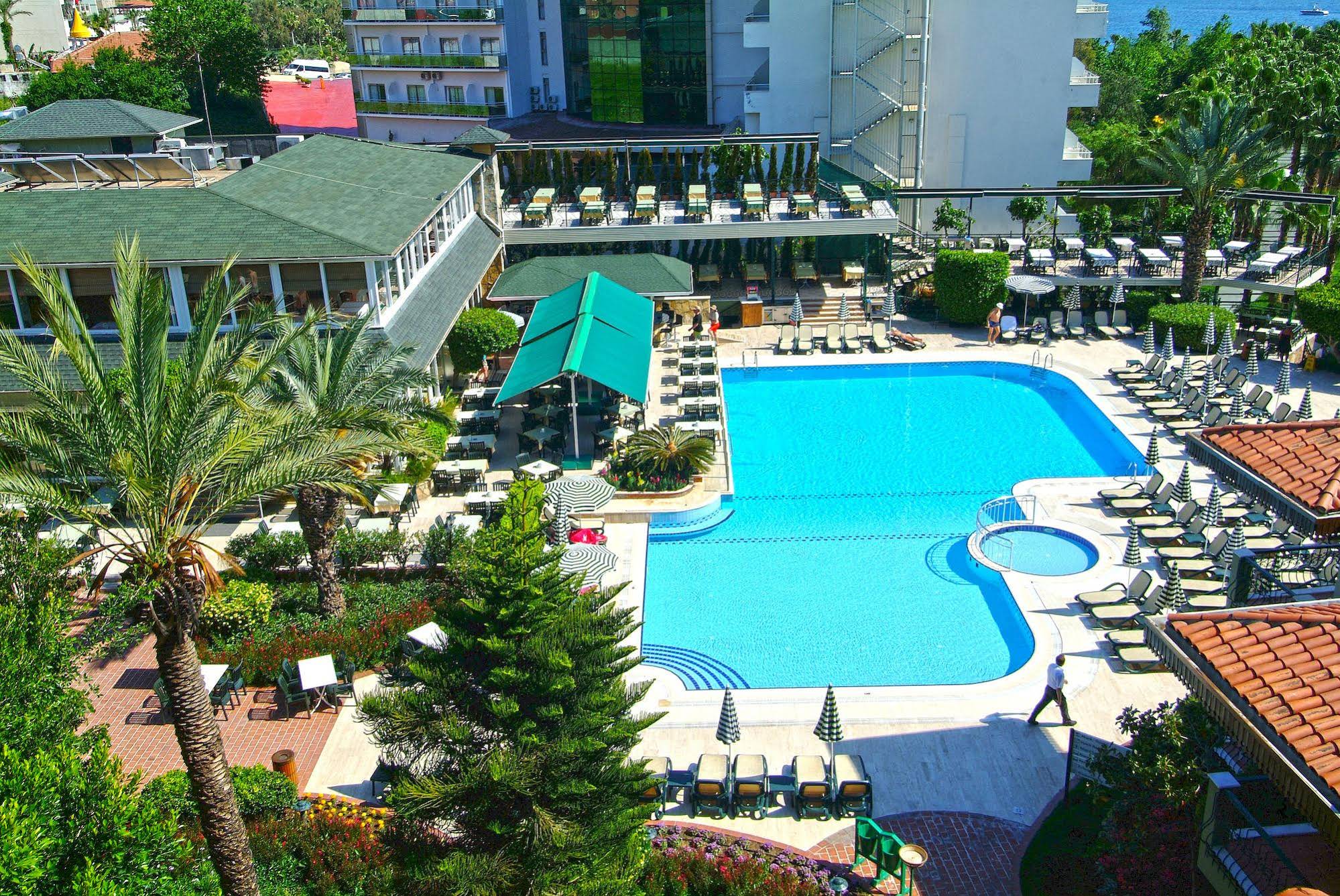 Gardenia Beach Hotel