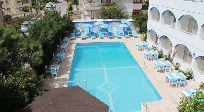 Altinyaz Hotel