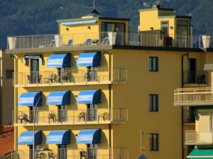 Hotel Sole E Mare