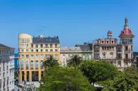 Hotel Ros Mary Отели рядом с достопримечательностью «Castro das Grobas»