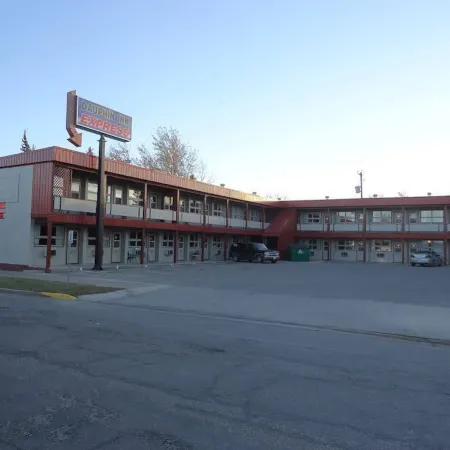 Dauphin Inn Express