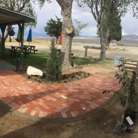 Olancha RV Park and Motel