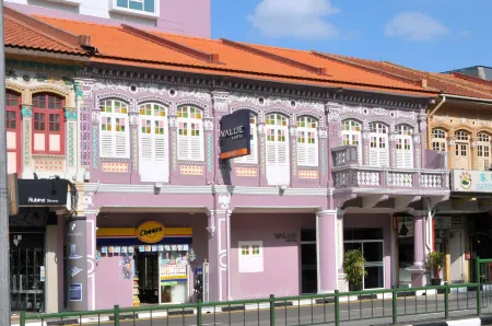 Value Hotel Nice Отели рядом с достопримечательностью «Ла Каса»