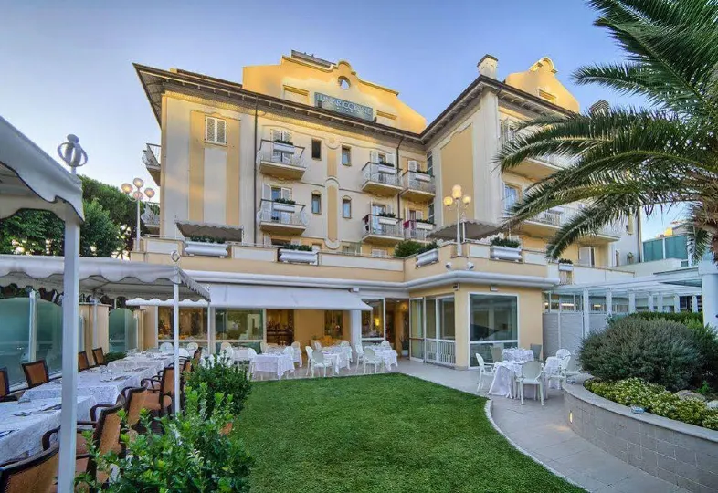 Hotel Luna Riccione e Aqua Spa Only Adults +12