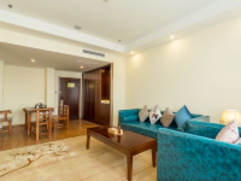 维也纳国际酒店(聊城开发区店) - 行政套房